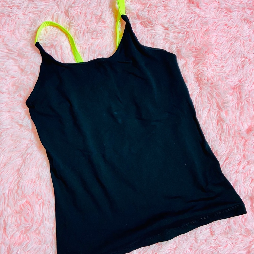 Work Out Tank - Picture 2 of 3